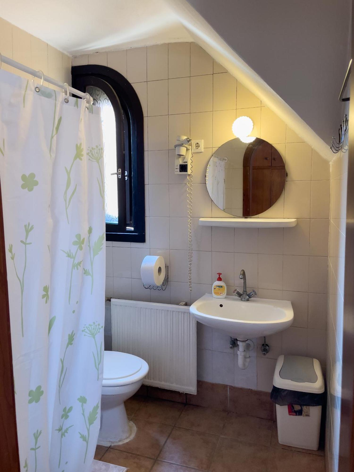 Pestujhely Panzio-Etterem Hotel Budapest Bagian luar foto